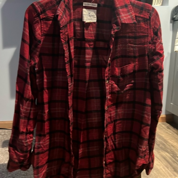 Haut American Eagle XS – Rose Floral – Une Épaule Smocké – Manches Bouffantes – Neuf